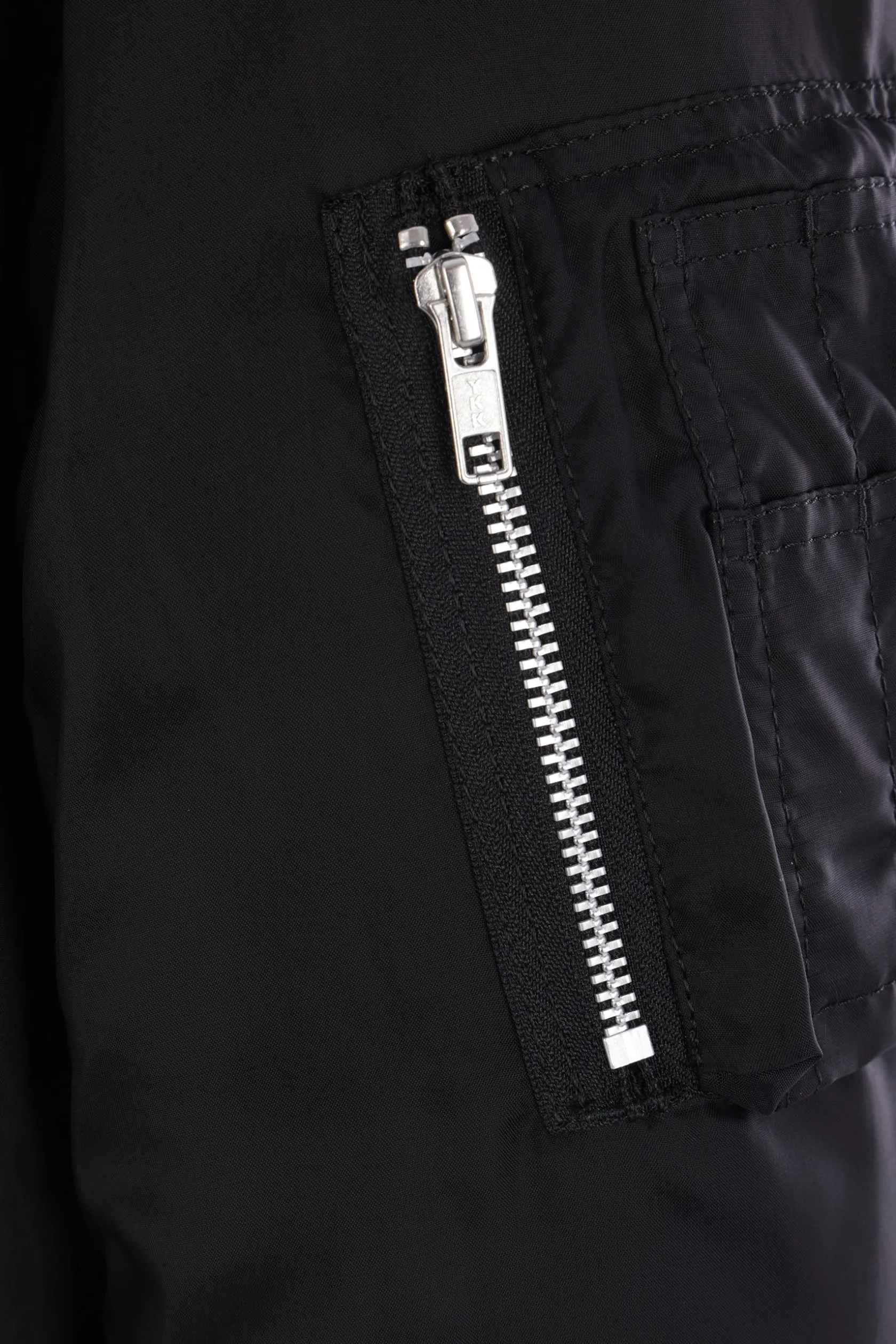 Capispalla>BLACK COMME des GARÇONS bomber asimmetrico reversibile Nero