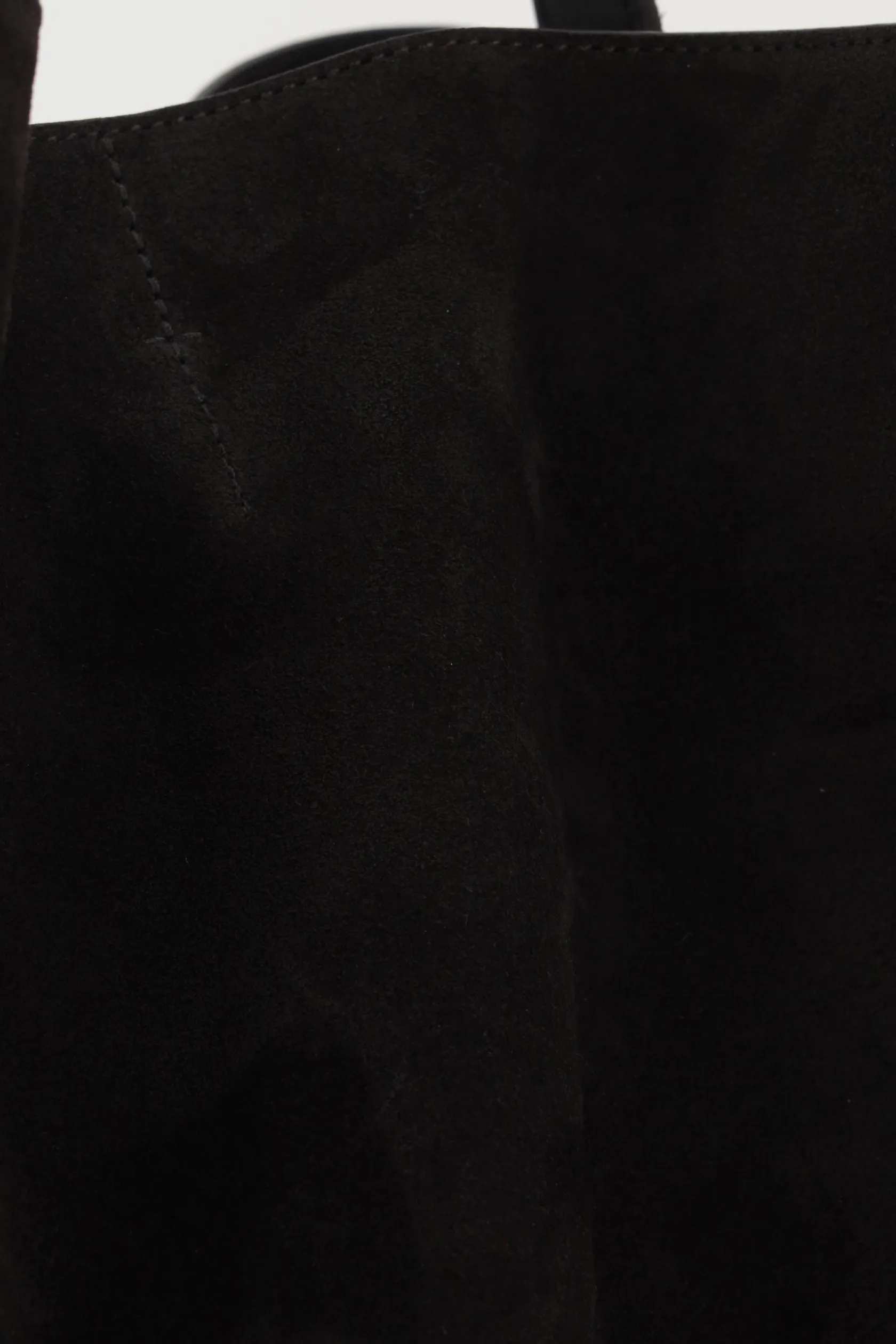 Borse A Tracolla>TOTEME borsa a spalla Belted in suede Marrone