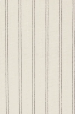 Topwear><noscript><img width=