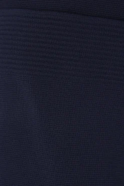 Topwear><noscript><img width=