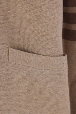 Topwear><noscript><img width=