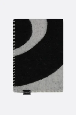 Lifestyle>10 CORSO COMO coperta Big Circles in lana Nero