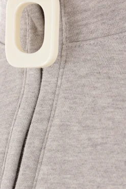 Topwear><noscript><img width=