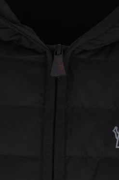 Topwear><noscript><img width=