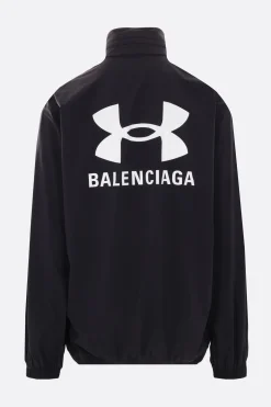 Capispalla>BALENCIAGA giacca a vento oversize Under Armour® in nylon stretch Nero