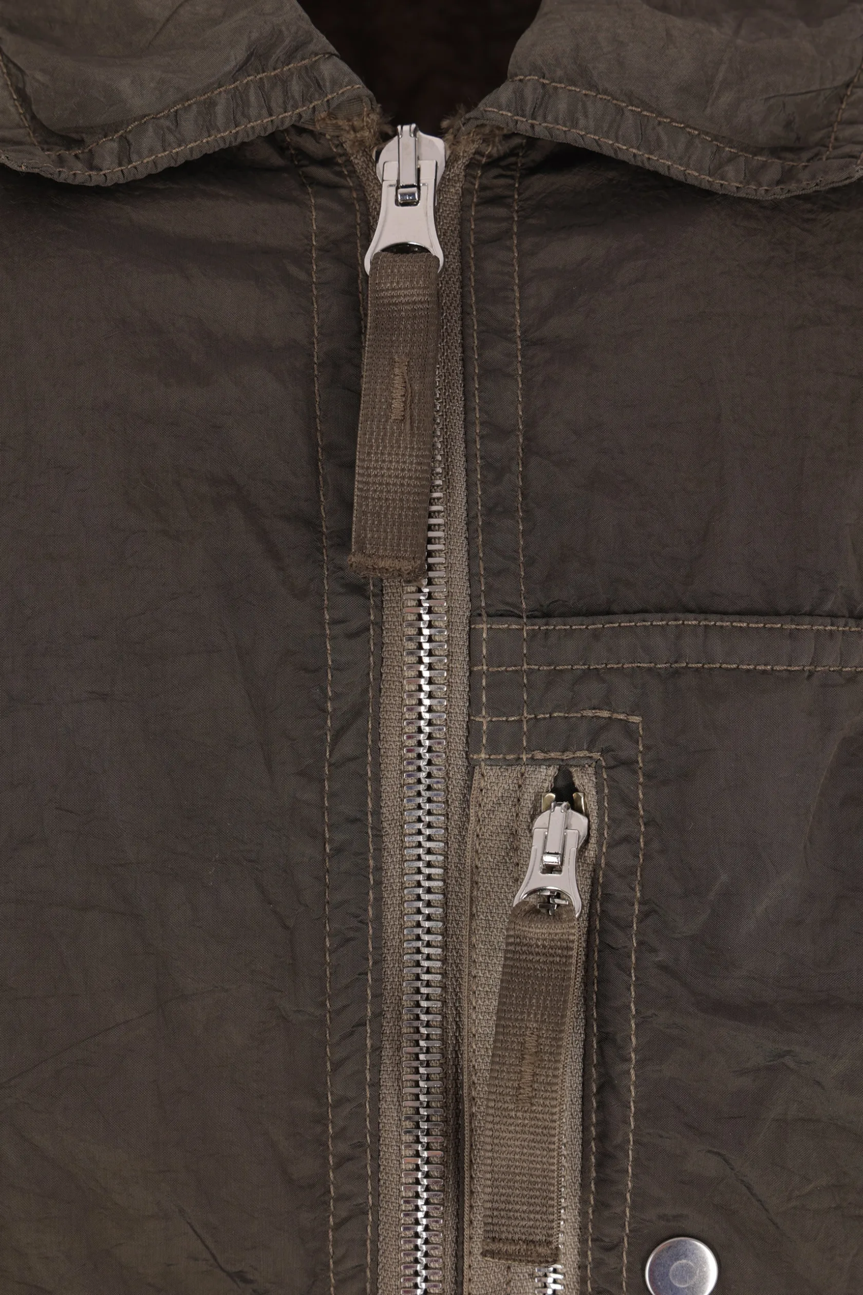 Capispalla>STONE ISLAND giacca-camicia in ECONYL® Verde