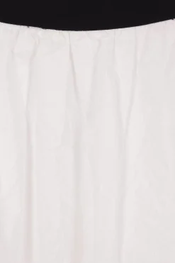 Gonne><noscript><img width=