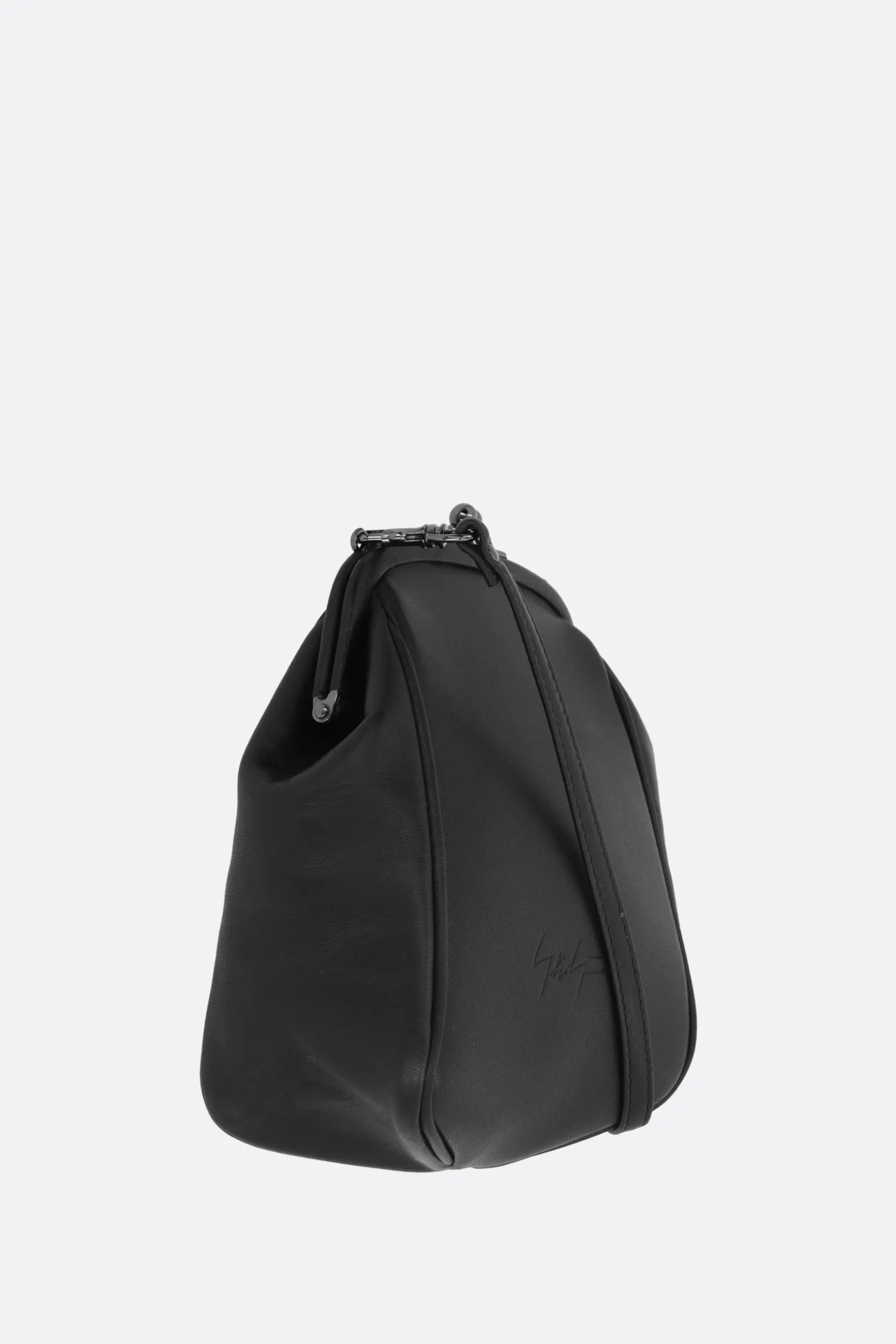 Borse A Tracolla>DISCORD YOHJI YAMAMOTO pouch Clasp media in pelle liscia Nero