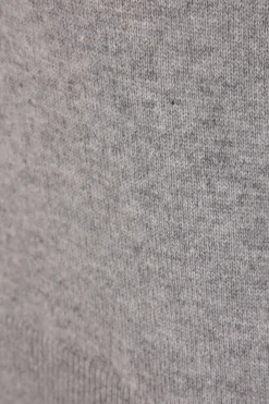 Topwear><noscript><img width=