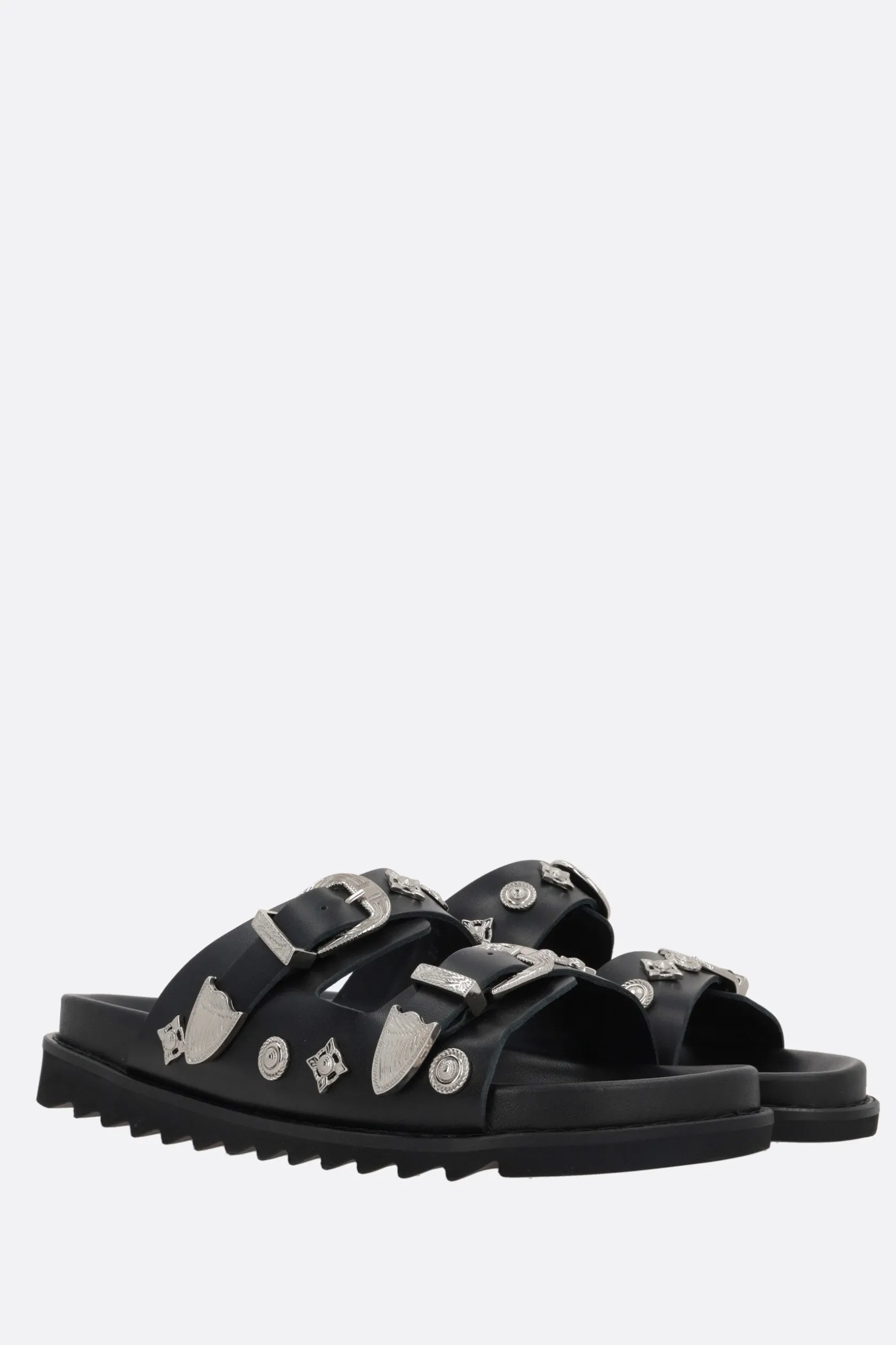 Sandali Flat>TOGA VIRILIS sandalo flat in pelle liscia con borchie Nero