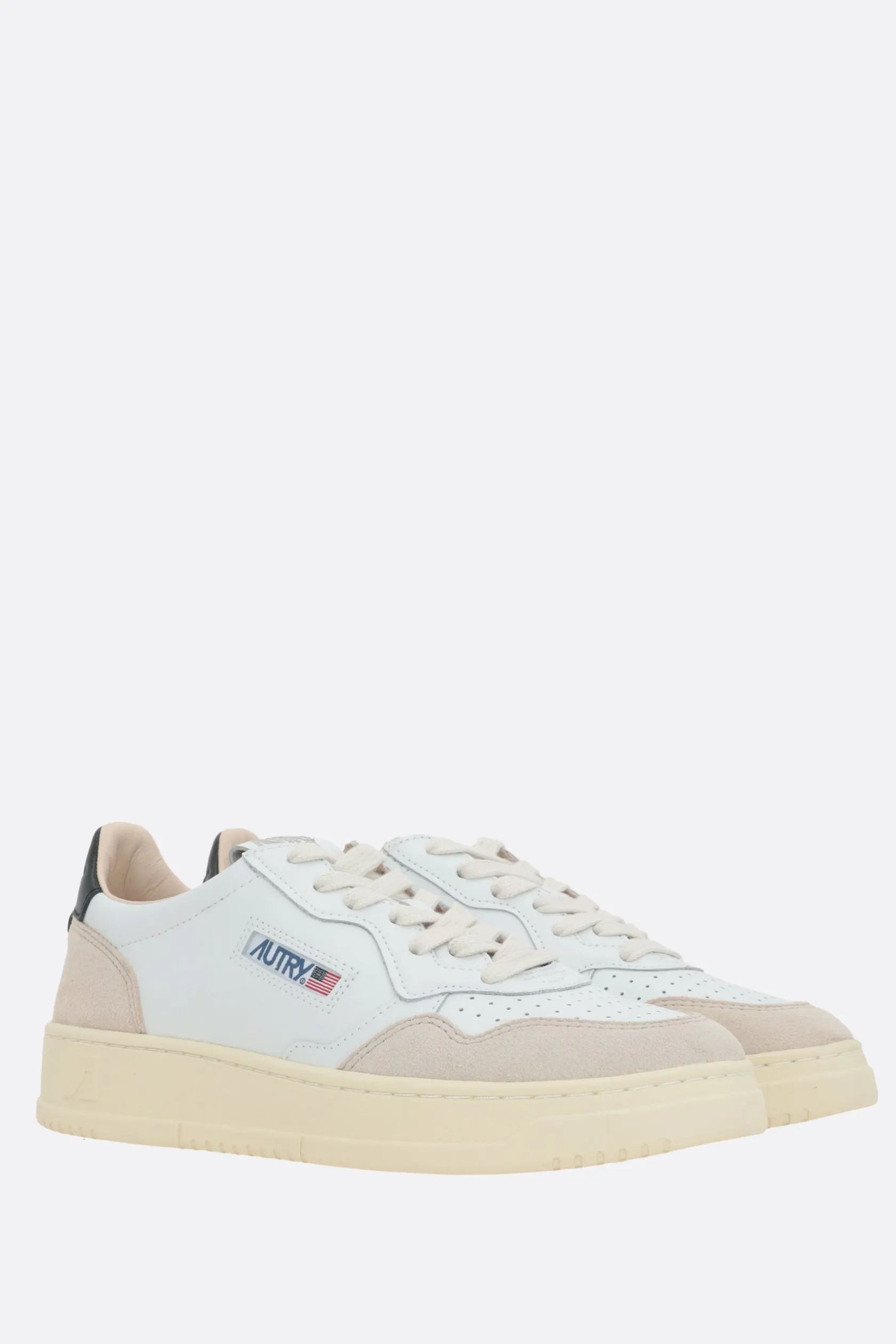 Sneakers>AUTRY sneaker Medalist in pelle liscia e suede Bianco