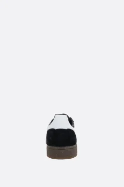Sneakers><noscript><img width=