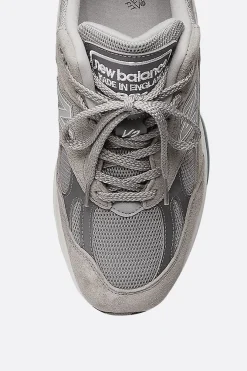 Sneakers><noscript><img width=
