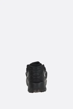 Sneakers><noscript><img width=