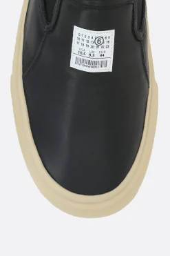 Sneakers><noscript><img width=