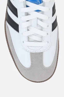 Sneakers><noscript><img width=