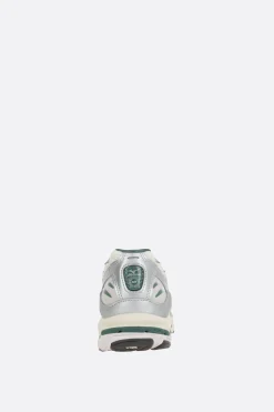 Sneakers><noscript><img width=