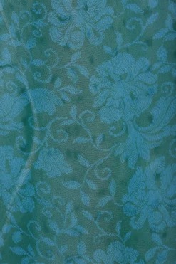 Topwear><noscript><img width=