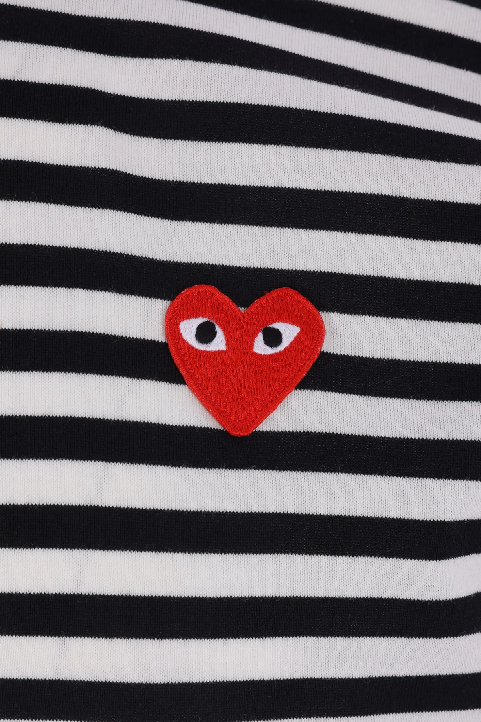 Topwear>COMME DES GARÇONS PLAY t-shirt a maniche lunghe in cotone patch Heart Nero